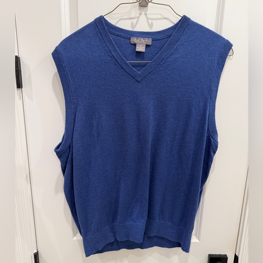 Daniel Cremieux Men's V-Neck Blue Sweater Vest